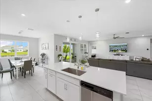 10183 SW Orana Dr, Port Saint Lucie, FL 34987 - Photo 10