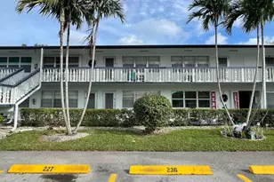 228 Northampton L, West Palm Beach, FL 33417 - Photo 4