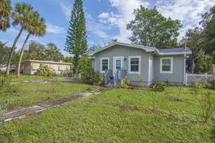 712 S 9th St, Fort Pierce, FL 34950 - Photo 4