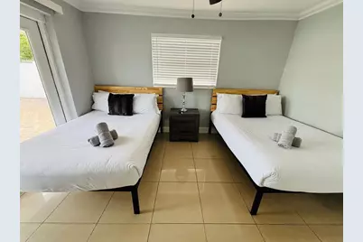2010 NE 1st Avenue, Pompano Beach, FL 33060 - Photo 26