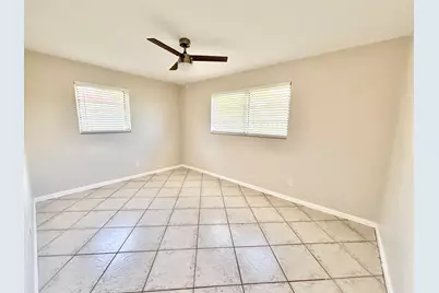 2370 NE 4th Avenue, Boca Raton, FL 33431 - Photo 20