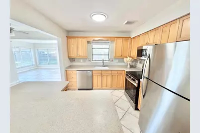 2370 NE 4th Avenue, Boca Raton, FL 33431 - Photo 8