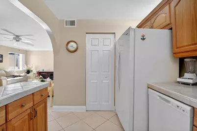 426 Pine Glen Lane, Unit #A-1, Greenacres, FL 33463 - Photo 16