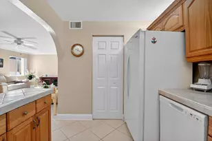 426 Pine Glen Ln, Greenacres, FL 33463 - Photo 16