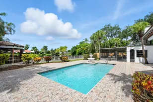 2195 Portland Ct, Wellington, FL 33414 - Photo 32