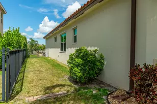 3011 Strada Court, Royal Palm Beach, FL 33411 - Photo 26