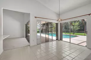 1819 Staimford Cir, Wellington, FL 33414 - Photo 10