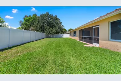 2185 3rd Lane SW, Vero Beach, FL 32962 - Photo 28