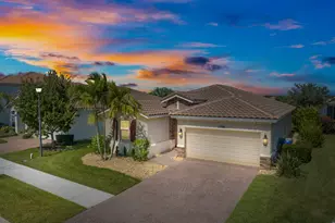 1786 Berkshire Cir SW, Vero Beach, FL 32968 - Photo 1