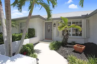 17634 Lake Park Rd, Boca Raton, FL 33487 - Photo 6