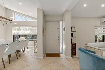 7745 Stanway Place E, Boca Raton, FL 33433 - Photo 10