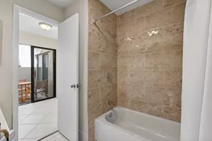 7745 Stanway Pl E, Boca Raton, FL 33433 - Photo 48