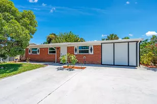 3852 Catalina Rd, Palm Beach Gardens, FL 33410 - Photo 2