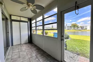 103 Wellington M, West Palm Beach, FL 33417 - Photo 2