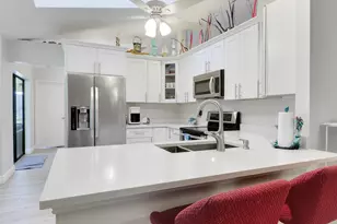 2111 SE Cayuga Ct, Port Saint Lucie, FL 34952 - Photo 18