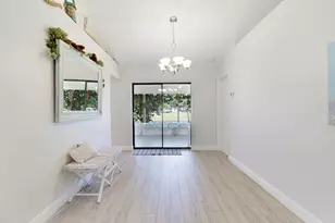 2111 SE Cayuga Ct, Port Saint Lucie, FL 34952 - Photo 14