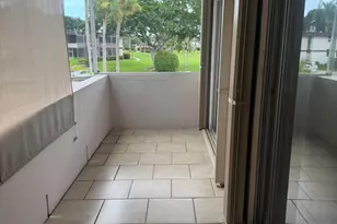 4 Greenway Village N, Royal Palm Beach, FL 33411 - Photo 10