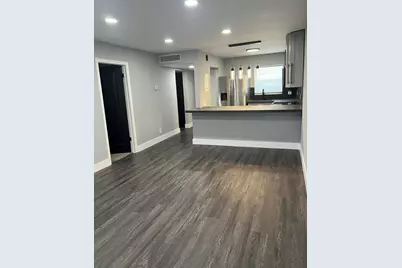 1630 Embassy Drive, Unit #306, West Palm Beach, FL 33401 - Photo 6