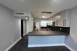 1630 Embassy Dr, West Palm Beach, FL 33401 - Photo 4