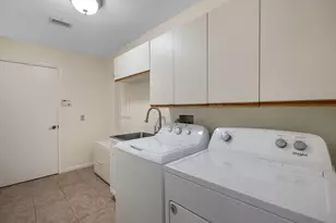 8165 SE Cypress Point Pl, Hobe Sound, FL 33455 - Photo 24