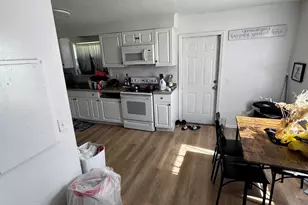 1464 W 32nd St, Riviera Beach, FL 33404 - Photo 2