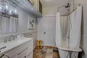 421 51st St, West Palm Beach, FL 33407 - Photo 12