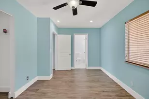 3239 NW 44th Street Unit, Oakland Park, FL 33309 - Photo 14
