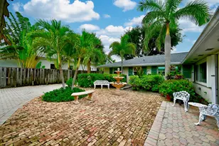 129 Alhambra Pl, West Palm Beach, FL 33405 - Photo 32