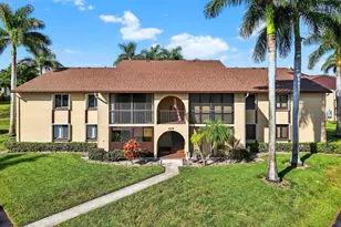 426 Pine Glen Ln, Greenacres, FL 33463 - Photo 2