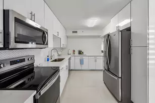 7145 Promenade Dr, Boca Raton, FL 33433 - Photo 6