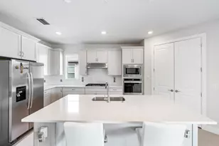 12379 SW Myrtle Oak Dr, Port Saint Lucie, FL 34987 - Photo 10