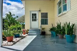 6157 Seashore Dr, Lake Worth, FL 33462 - Photo 2