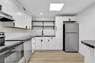 500 Executive Center Dr, West Palm Beach, FL 33401 - Photo 2