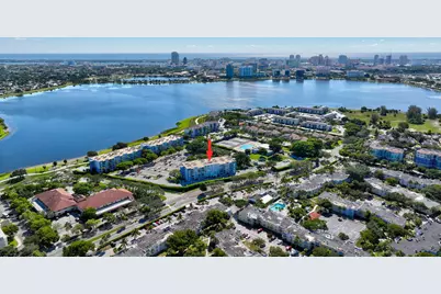 500 Executive Center Drive, Unit #3-J, West Palm Beach, FL 33401 - Photo 1