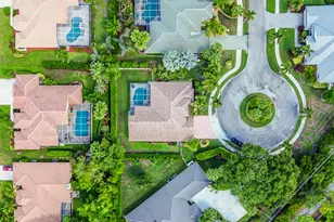 18981 SE Outrigger Ln, Jupiter, FL 33458 - Photo 16