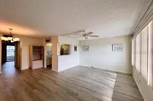 434 Southampton B, West Palm Beach, FL 33417 - Photo 4