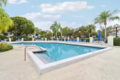 387 Prestwick Lane, Unit #1, Palm Beach Gardens, FL 33418 - Photo 16