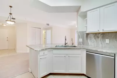 6305 Myrtlewood Circle W, Palm Beach Gardens, FL 33418 - Photo 6