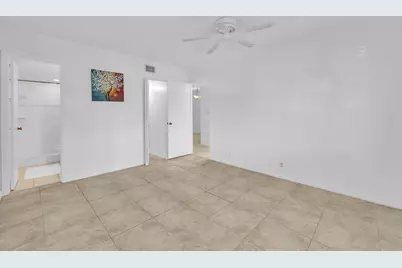 150 Lake Meryl Dr, Unit #247, West Palm Beach, FL 33411 - Photo 16