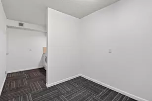 3710 Whitehall Dr, West Palm Beach, FL 33401 - Photo 18