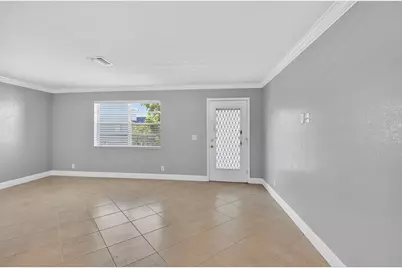 184 Burgundy D, Delray Beach, FL 33484 - Photo 8