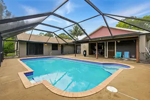 16319 E Burns Dr, The Acreage, FL 33470 - Photo 40