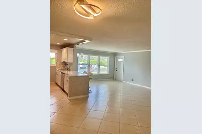 842 Highpoint Boulevard N, Unit #B, Delray Beach, FL 33445 - Photo 12