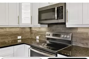 607 W Perry St, Lantana, FL 33462 - Photo 14