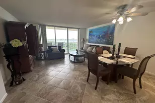 5440 N Ocean Dr, Singer Island, FL 33404 - Photo 10