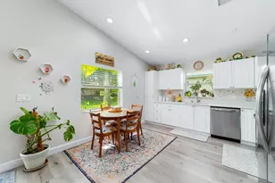 453 SW Talquin Ln, Port Saint Lucie, FL 34986 - Photo 8