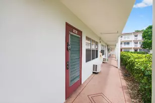 384 Fanshaw J, Boca Raton, FL 33434 - Photo 6