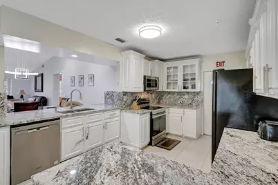 1541 SE Minorca Avenue, Port Saint Lucie, FL 34952 - Photo 12