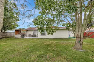 1541 SE Minorca Ave, Port Saint Lucie, FL 34952 - Photo 32