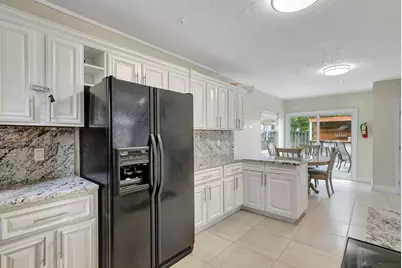 1541 SE Minorca Avenue, Port Saint Lucie, FL 34952 - Photo 14